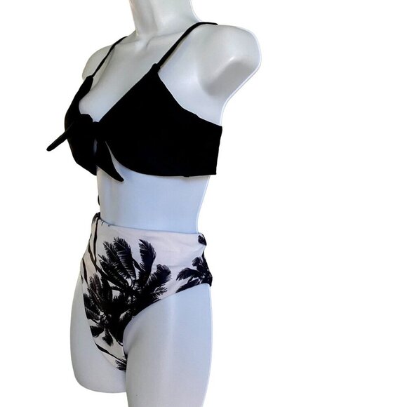 Blooming Jelly Two Piece Swimsuit Bikini Black Leaf Palm Trees Medium NEW NWT - Picture 6 of 11